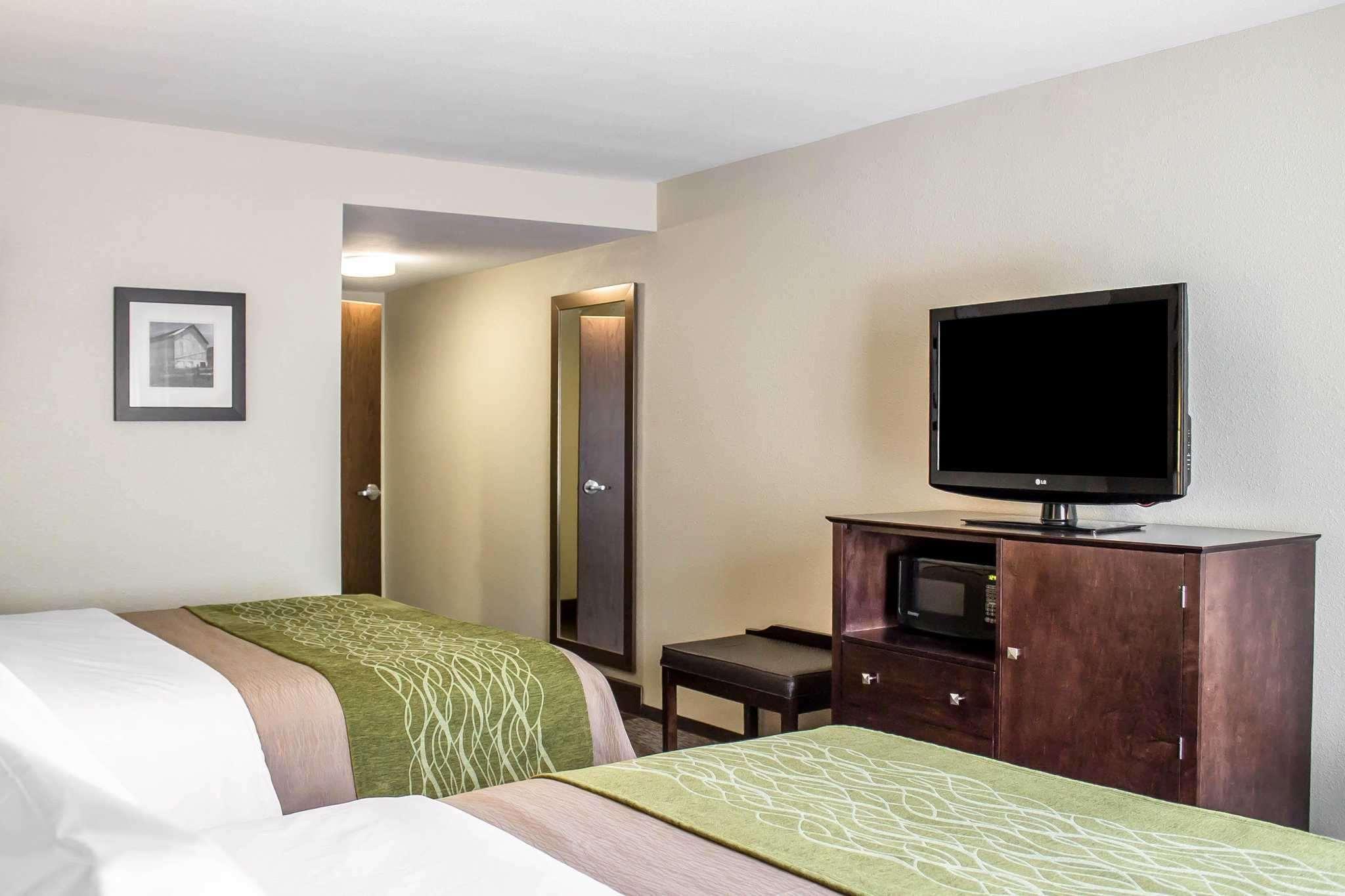 Comfort Inn St. Clairsville Екстериор снимка