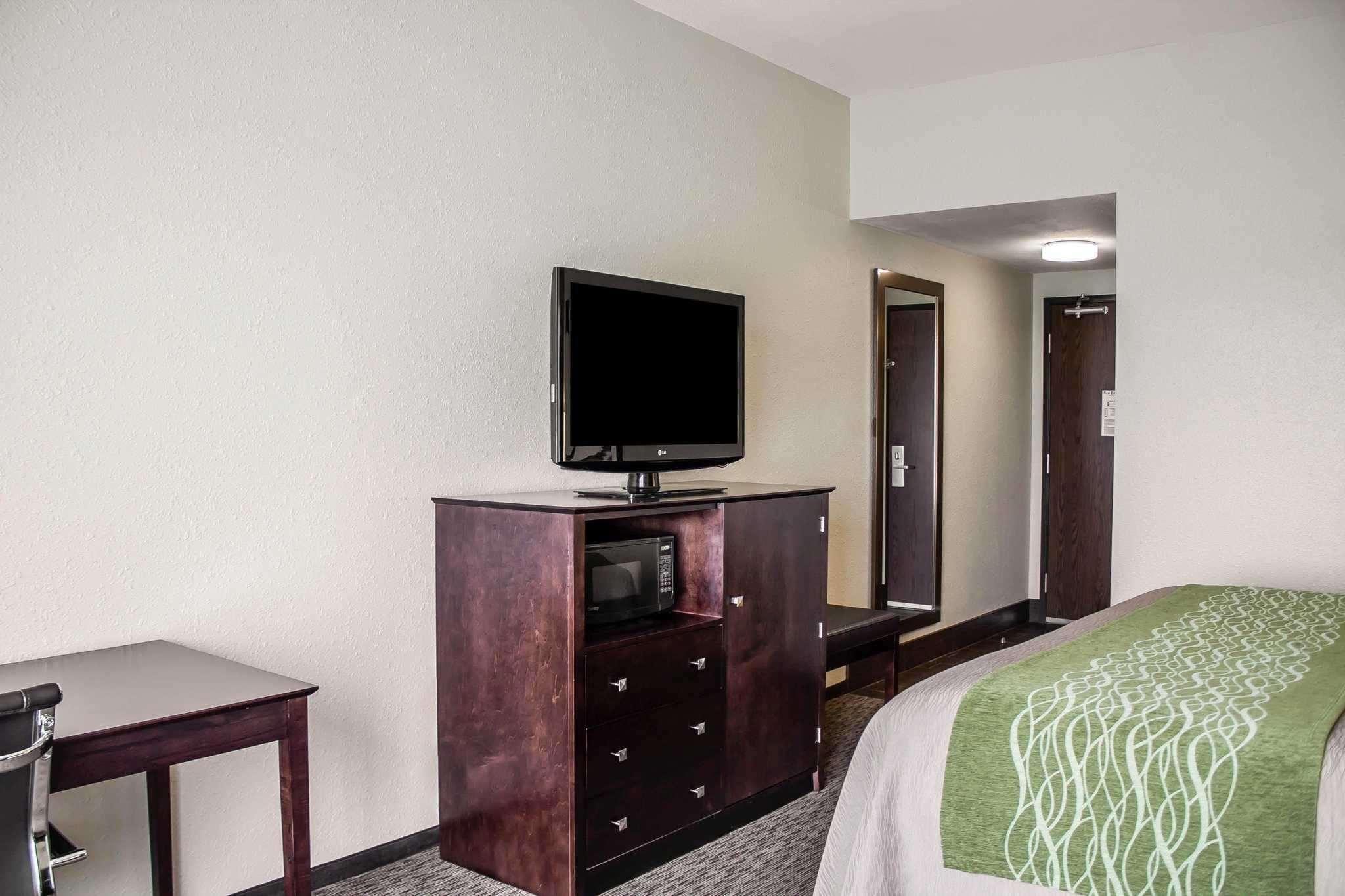Comfort Inn St. Clairsville Екстериор снимка