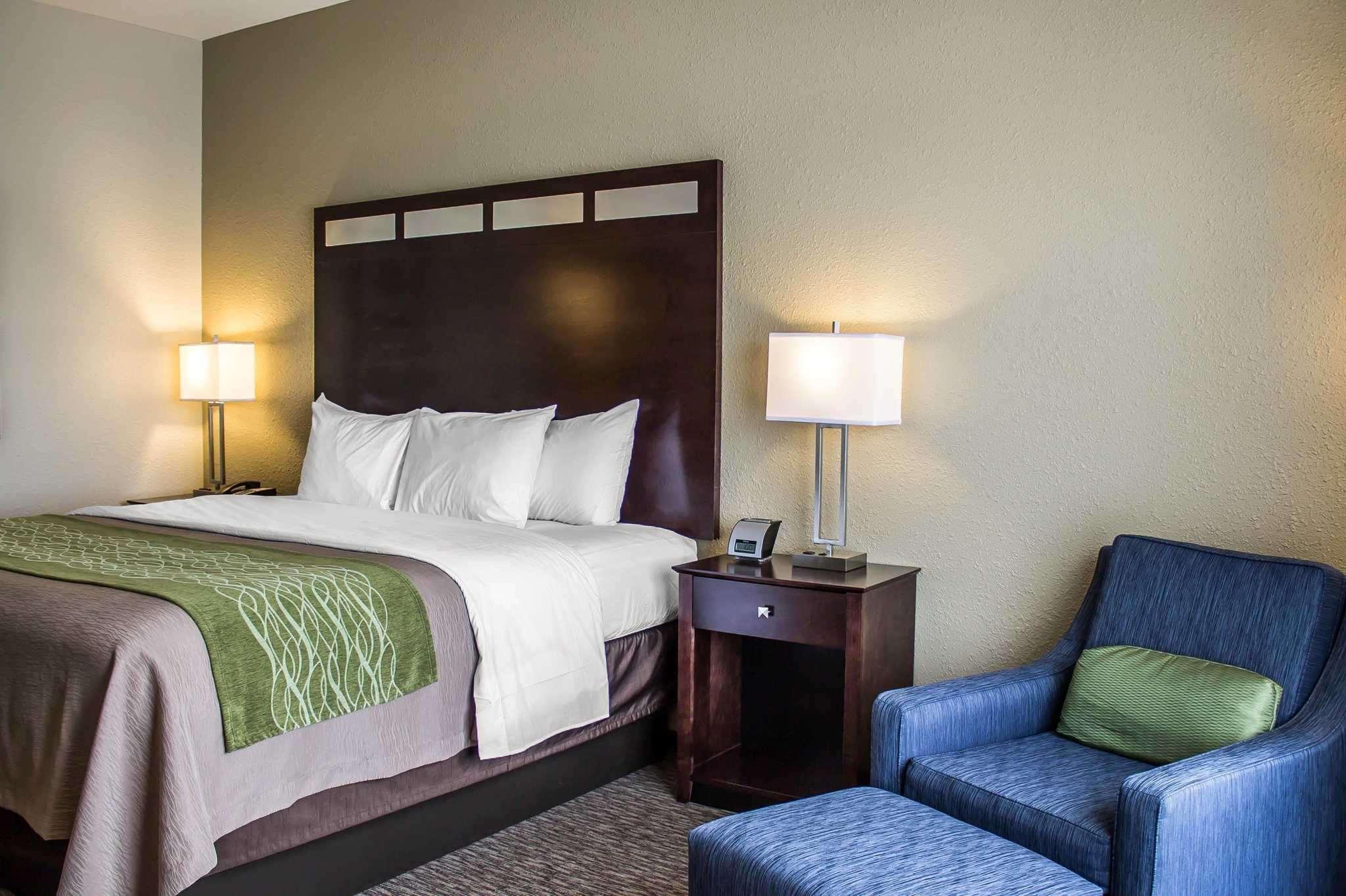 Comfort Inn St. Clairsville Екстериор снимка