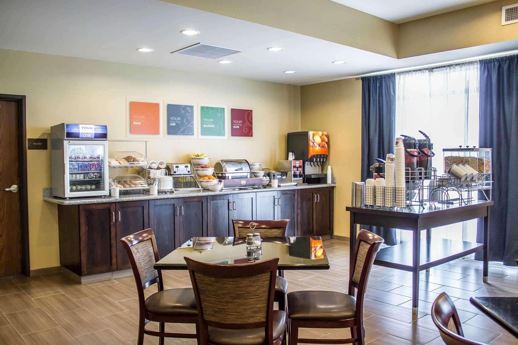 Comfort Inn St. Clairsville Екстериор снимка