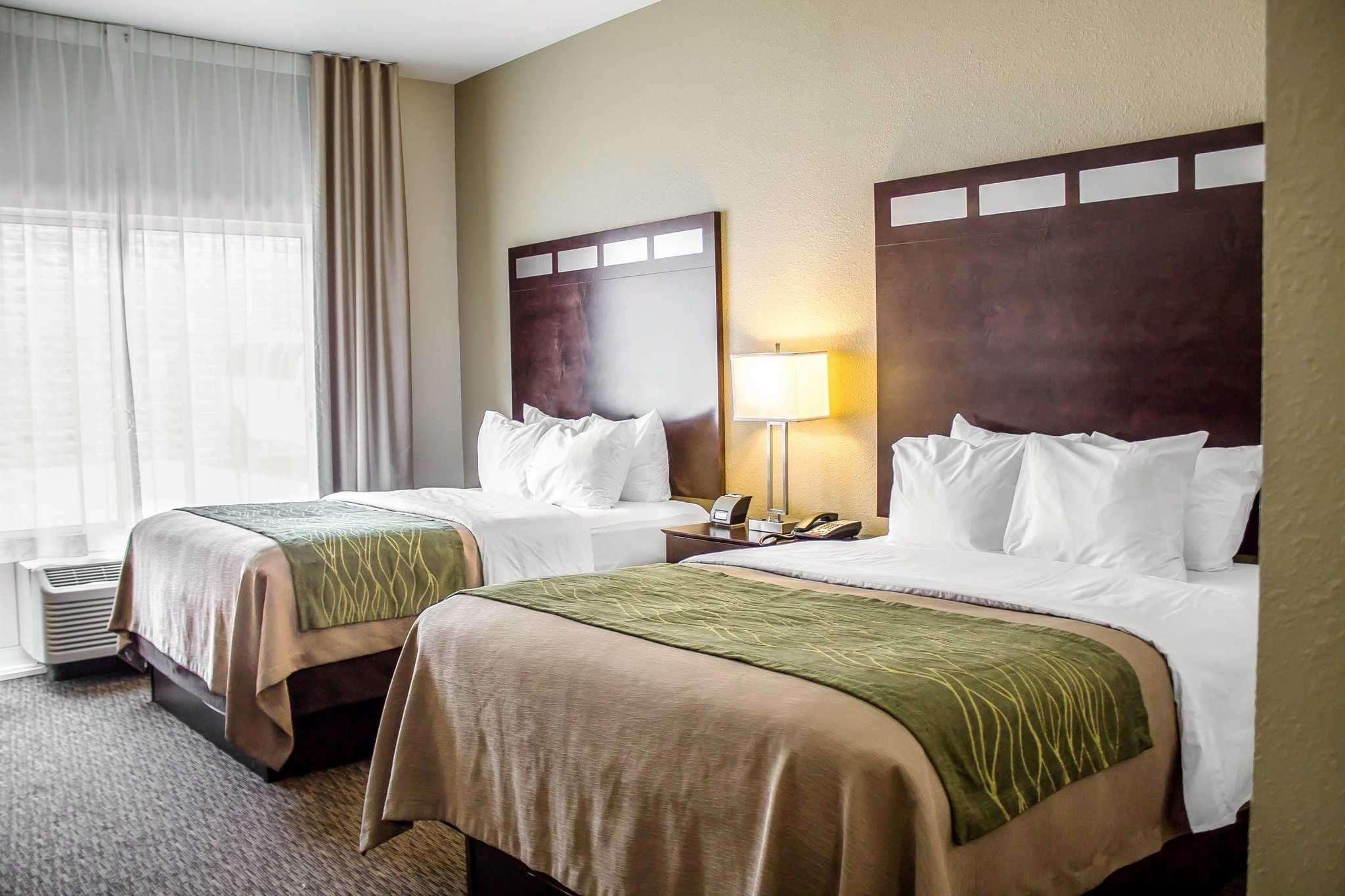 Comfort Inn St. Clairsville Екстериор снимка