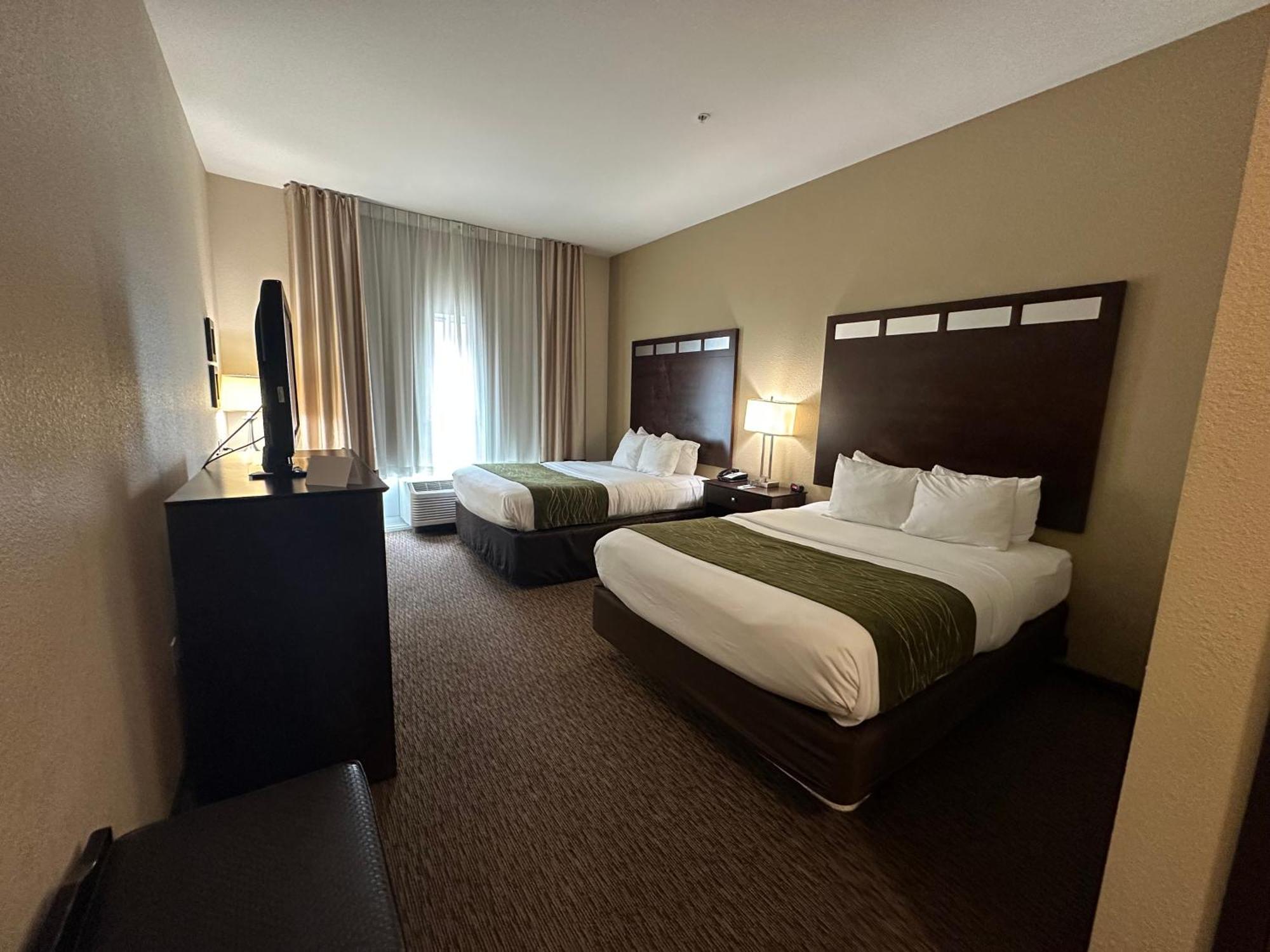 Comfort Inn St. Clairsville Екстериор снимка