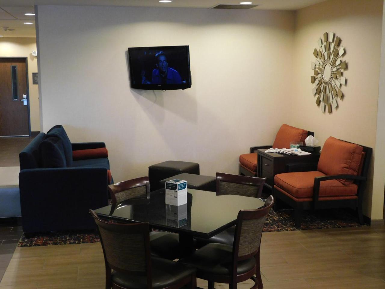Comfort Inn St. Clairsville Екстериор снимка