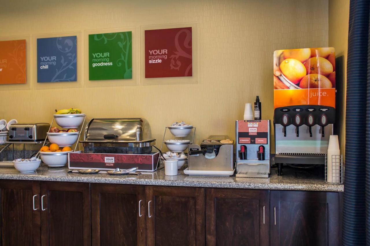 Comfort Inn St. Clairsville Екстериор снимка